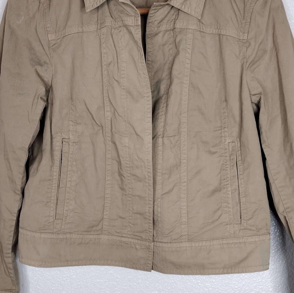 Theory Khaki Button-Down Jacket - Picture 4 of 15
